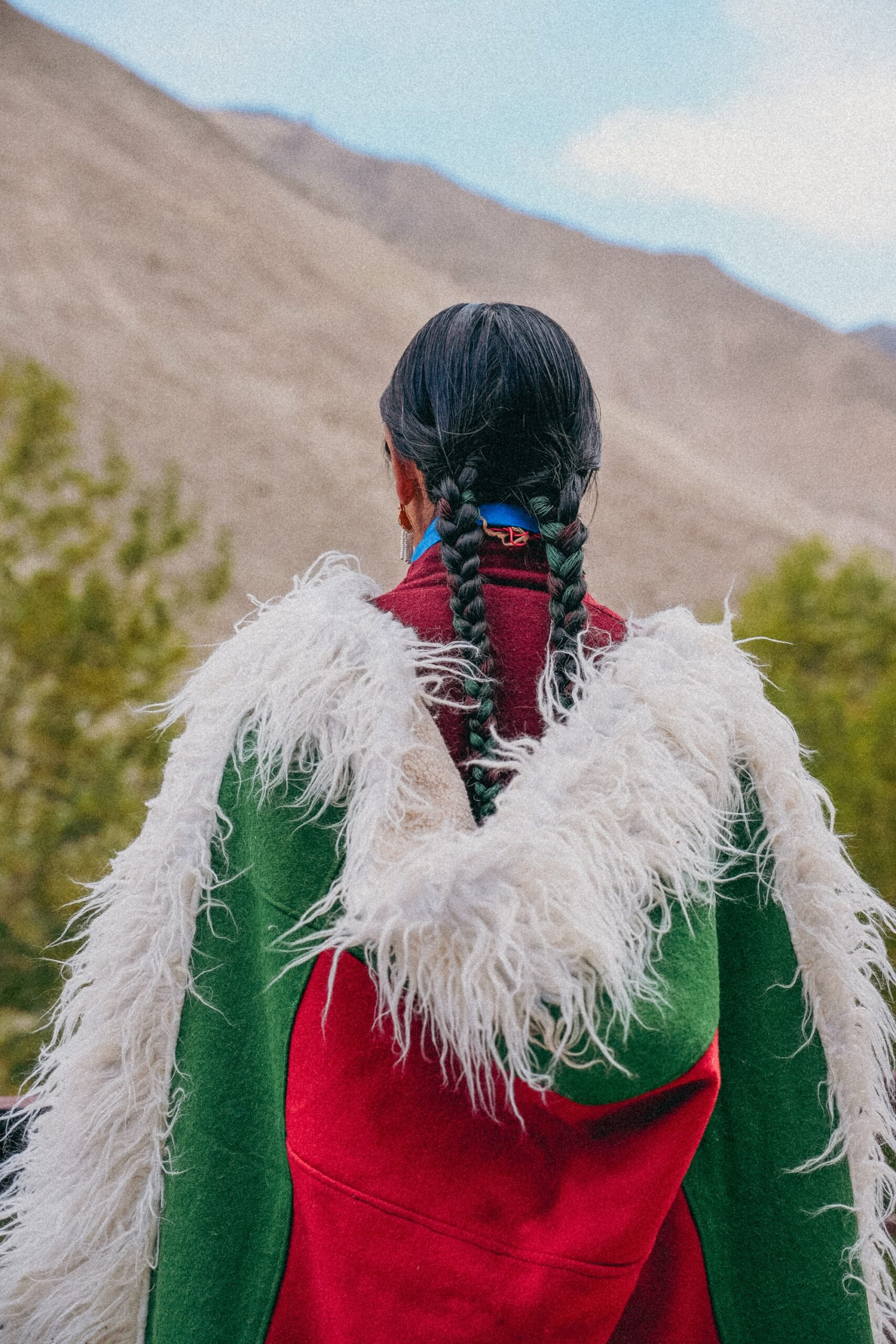 Yogar - traditional robe