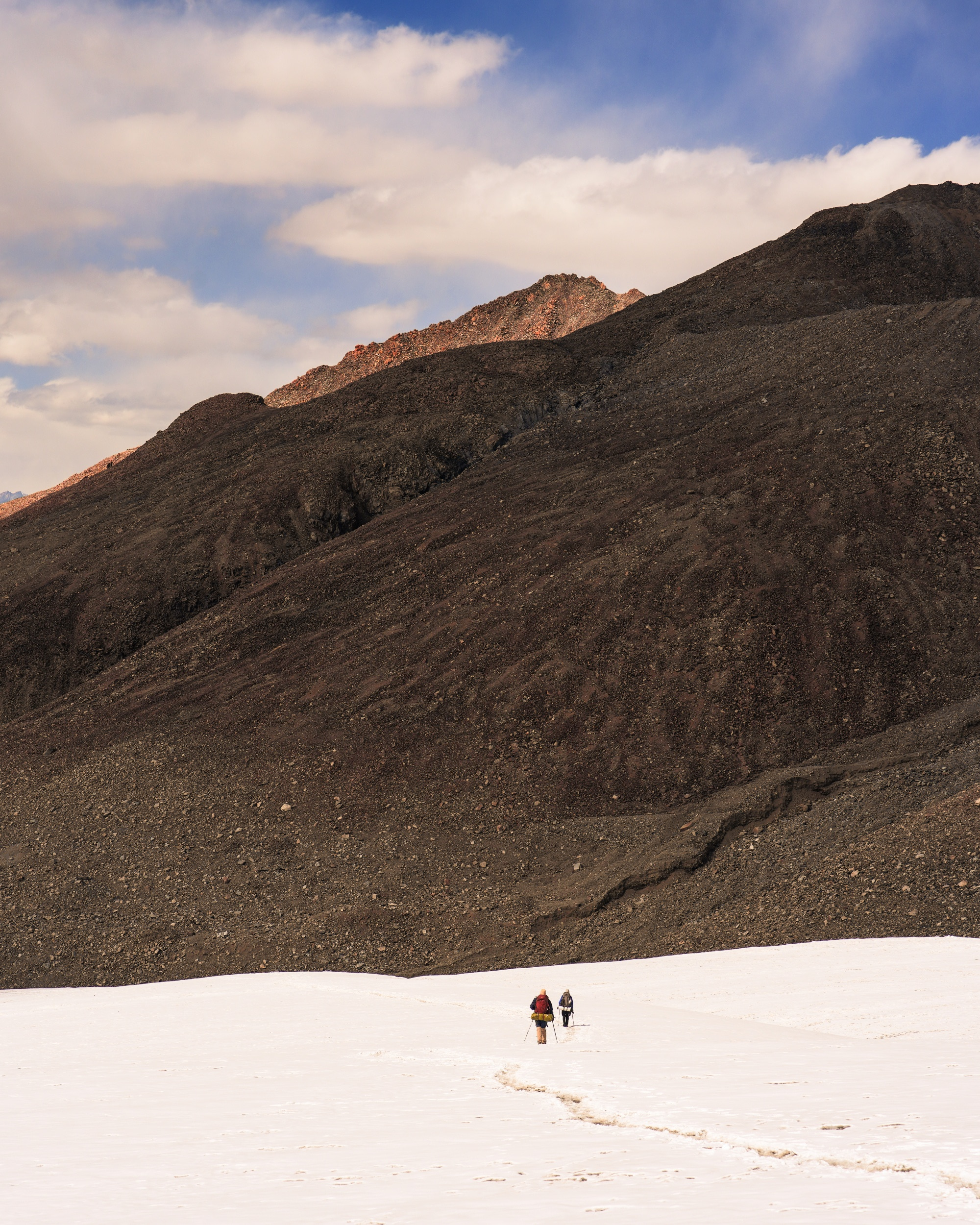 Crossing the glacier at Lasermo La - 5450